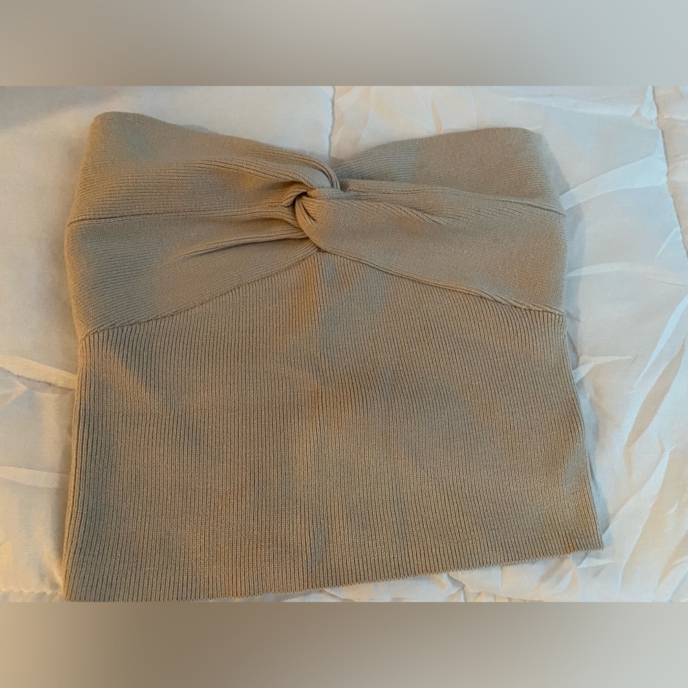 Top beige de Dynamite